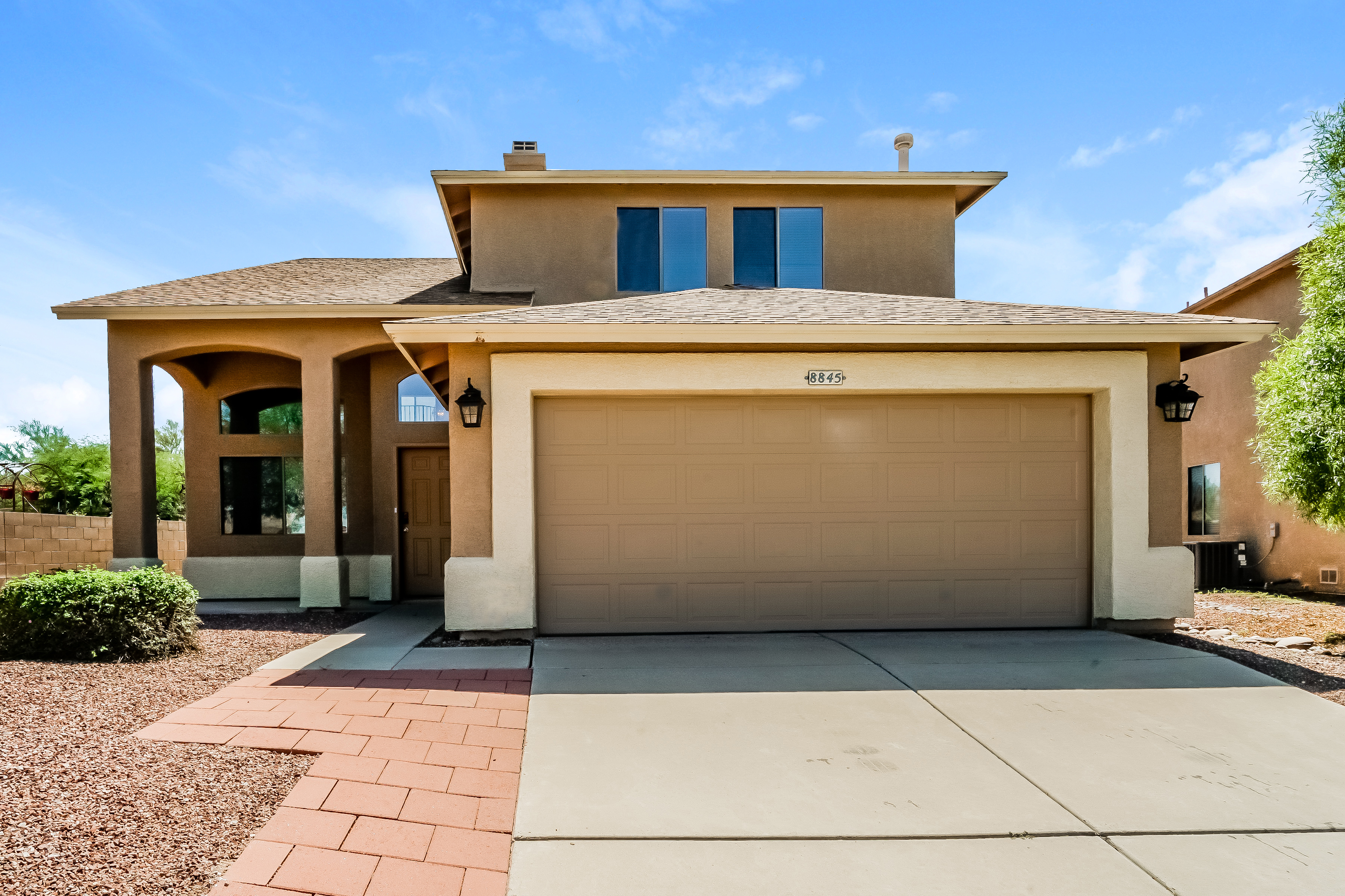 8845 E Meadow Spring Place Tucson, AZ 85747